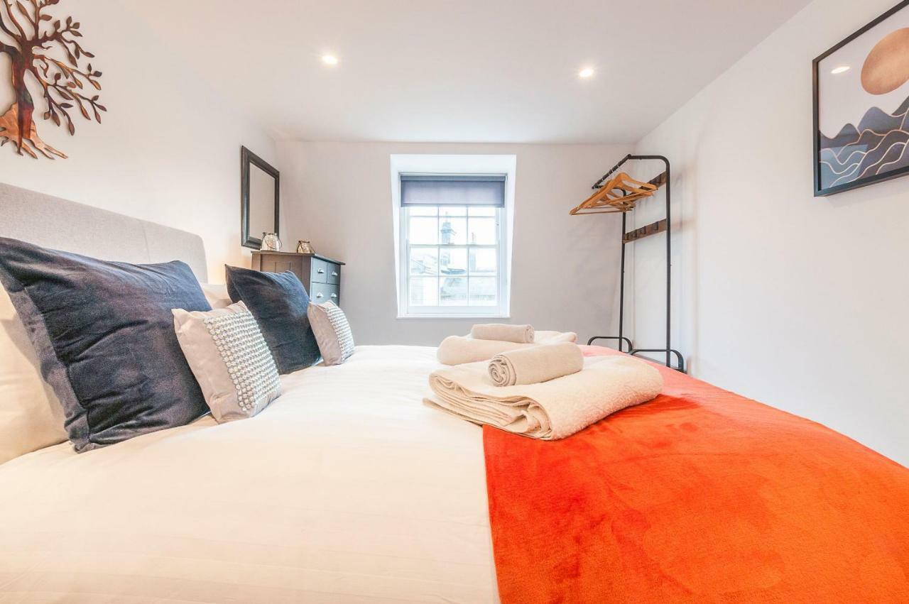Apartmán Pure B - Exceptional Views Of Tamar & Royal William Yard With Free Parking & Wifi Plymouth Exteriér fotografie