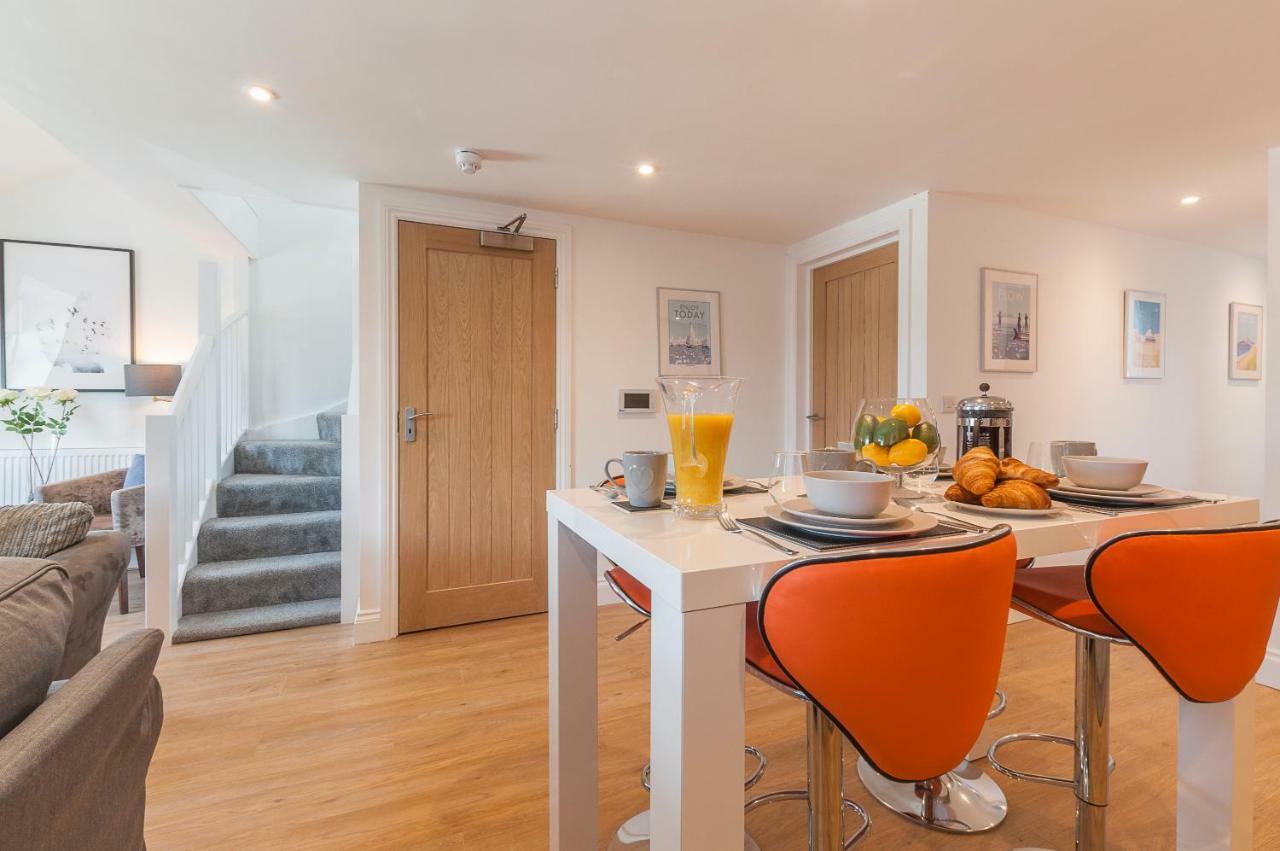 Apartmán Pure B - Exceptional Views Of Tamar & Royal William Yard With Free Parking & Wifi Plymouth Exteriér fotografie