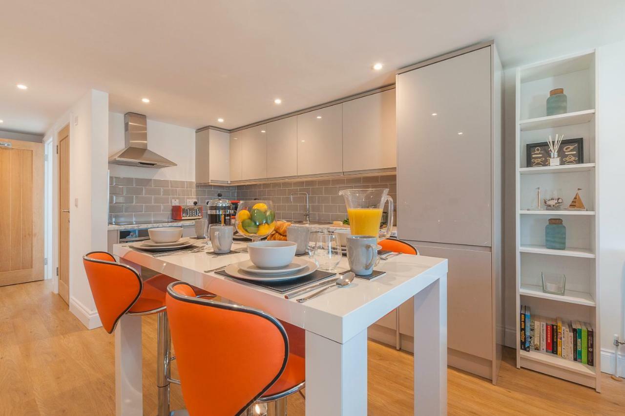 Apartmán Pure B - Exceptional Views Of Tamar & Royal William Yard With Free Parking & Wifi Plymouth Exteriér fotografie