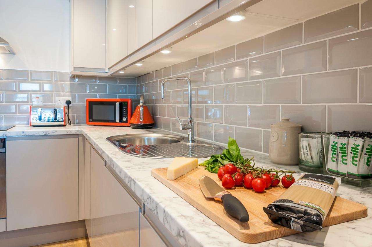 Apartmán Pure B - Exceptional Views Of Tamar & Royal William Yard With Free Parking & Wifi Plymouth Exteriér fotografie