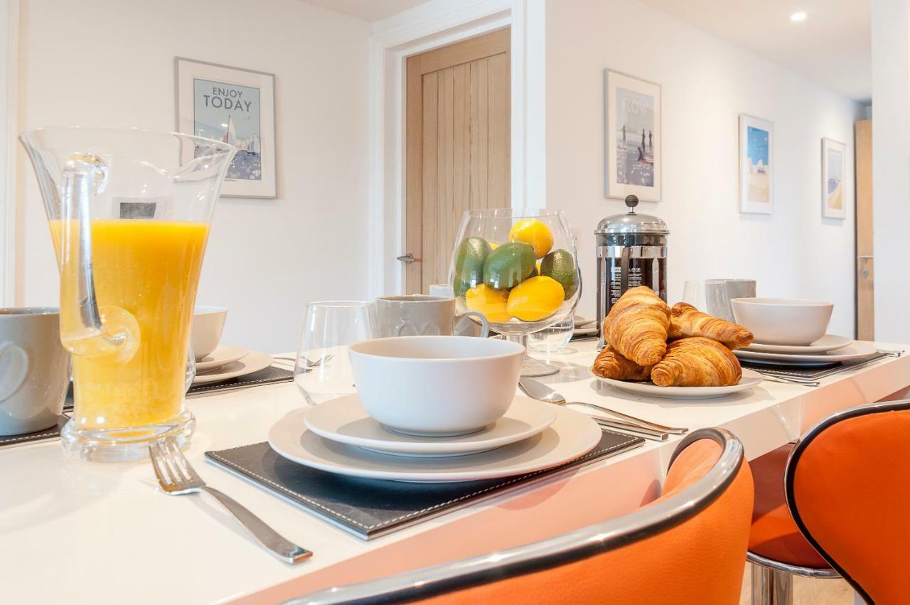 Apartmán Pure B - Exceptional Views Of Tamar & Royal William Yard With Free Parking & Wifi Plymouth Exteriér fotografie