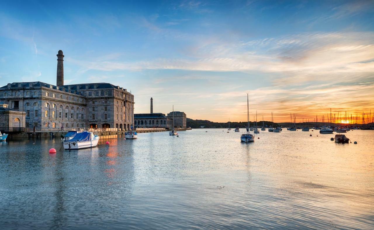 Apartmán Pure B - Exceptional Views Of Tamar & Royal William Yard With Free Parking & Wifi Plymouth Exteriér fotografie